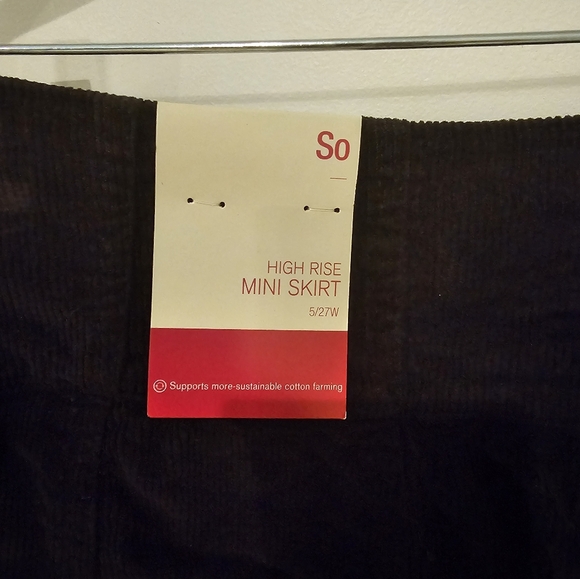 SO BRAND BLACK CORDUROY HIGH RISE MINI SKIRT JUNIORS SZ 5/27W NEW - Picture 3 of 4